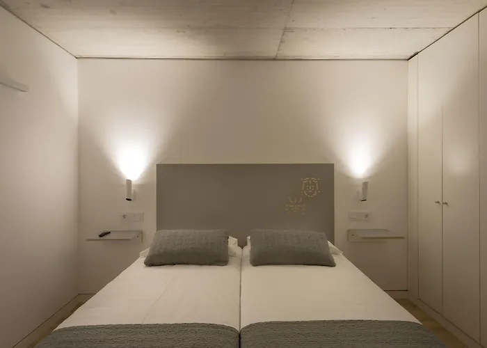 Hotel Semprefisterra 3*